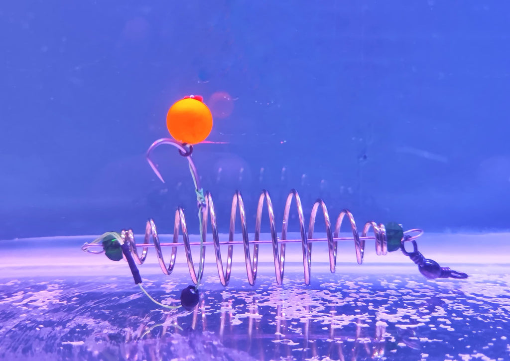 Fishmen Spring Feeder with popup rig Made with Mustad carp Hook